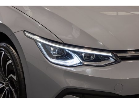 2023 Volkswagen Golf 2.0 TDI 115HP Style €28,450 thumbnail