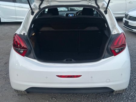 2017 Peugeot 208 1.2 Automatic Low Mileage (8577) €10,995 thumbnail