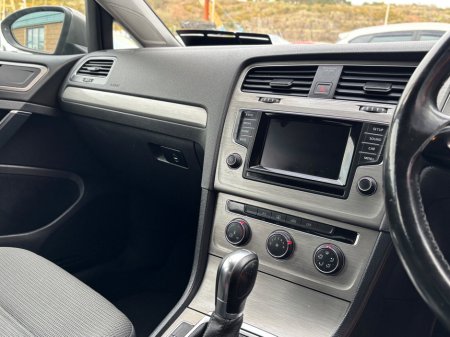 2014 Volkswagen Golf - thumbnail 6