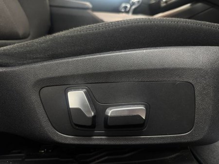 2019 BMW 3 Series - thumbnail 22