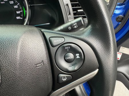 2017 Honda Fit  €11,390 thumbnail