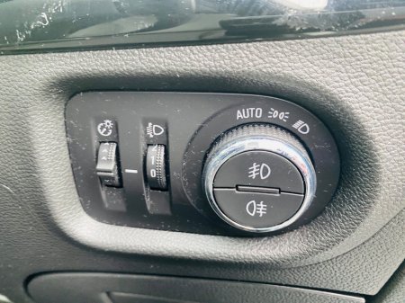 2019 Opel Astra - thumbnail 23