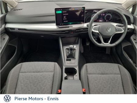 2025 Volkswagen Golf GOLF LAUNCH EDITION 1.5 TSI 115HP €32,950