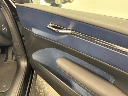 2024 Volvo EX30 - thumbnail 11