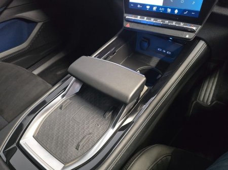 2025 Renault Rafale Esprit Alpine E Tech 200 Hybrid Automatic thumbnail