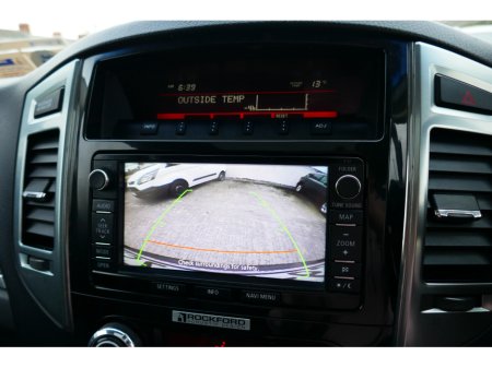 2015 Mitsubishi Pajero LWB N1 5-ST AT N 4DR A AUTO €22,000 thumbnail