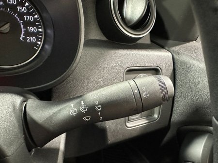 2022 Dacia Duster Prestige Petrol €19,400 thumbnail