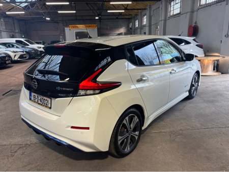 2019 Nissan Leaf - thumbnail 2