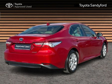 2020 Toyota Camry - photo 2