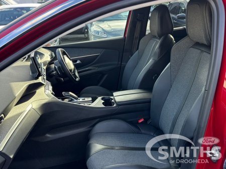 2021 Peugeot 5008 ALLURE 1.5D 130PS *AUTO* €29,950