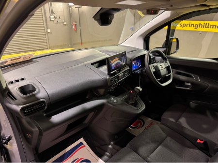 2024 Opel Combo SPORTIVE L1H1-1.5 100PS D-6SPEED TOP SPEC €19,950 thumbnail