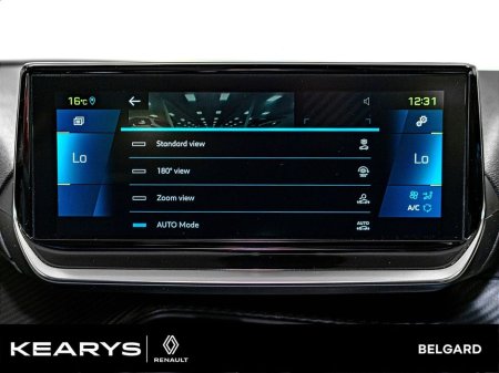 2023 Peugeot 208 Electric 136bhp (50 kWh) GT €19,900 thumbnail