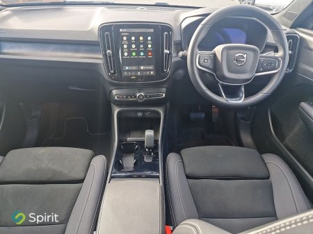 2025 Volvo XC40 - photo 4