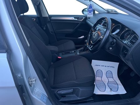 2018 Volkswagen Golf TRENDLINE 1.6 TDI MANUAL 5SPEED 90HP 5DR €15,900 thumbnail