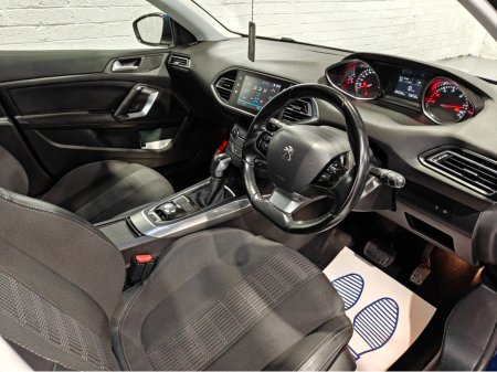 2017 Peugeot 308 1.6 ALLURE AUTOMATIC €13,650 thumbnail