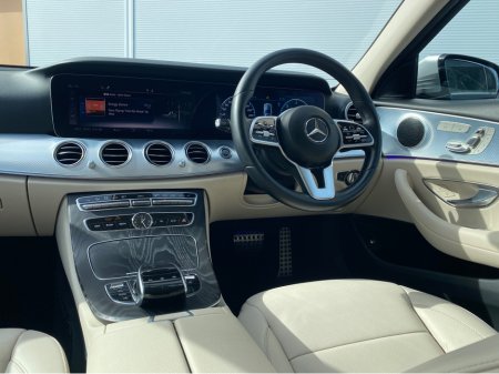 2019 Mercedes-Benz E Class - thumbnail 7