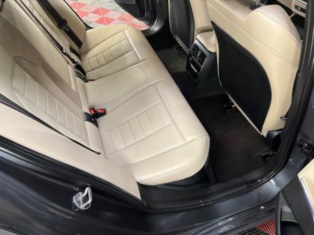 2021 BMW 3 Series - thumbnail 10