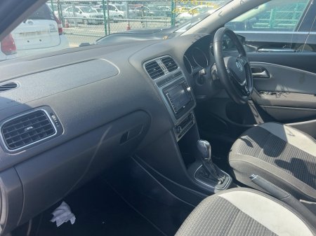 2017 Volkswagen Polo CROSS 1.2 PETROL 5DR AUTOMATIC €13,450