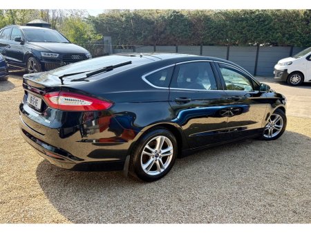 2018 Ford Mondeo - photo 2