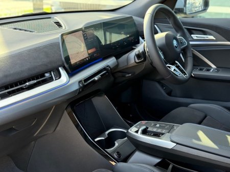 2026 BMW iX2 - thumbnail 6