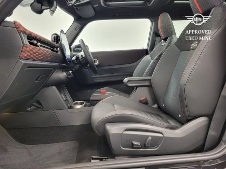 2025 MINI Hatch COOPER Cooper S Sport Auto €53,883 thumbnail