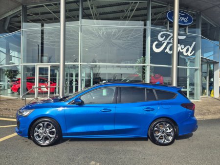 2026 Ford Focus - thumbnail 2