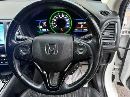 2015 Honda Vezel  €14,590 thumbnail