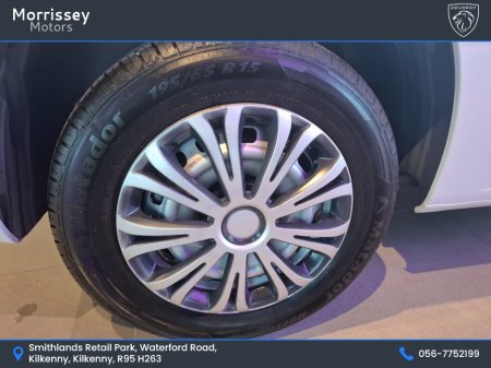 2024 Peugeot Partner - thumbnail 15