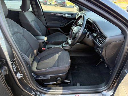 2019 Ford Focus - photo 4