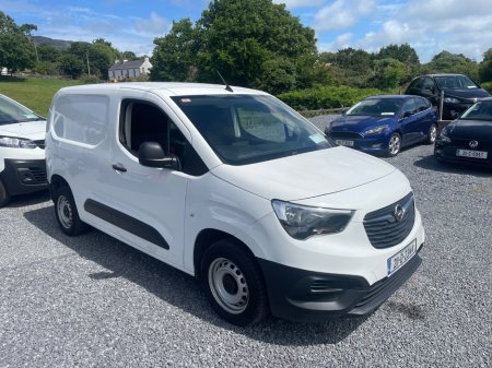 2021 Opel Combo 