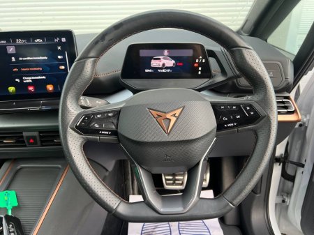 2023 Cupra Born V1 58KWH // VERY LOW MILEAGE // ADAPTIVE CRUISE CONTROL // HEATED STEERING WHEEL €23,900 thumbnail