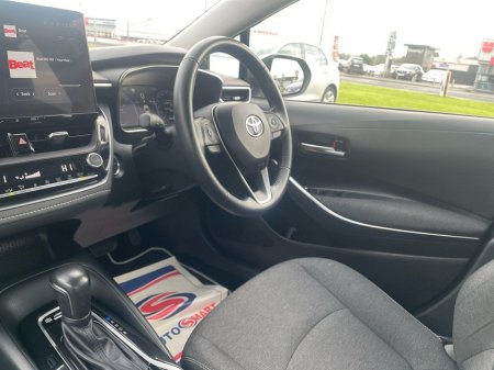 2023 Toyota Corolla 1.8 Hybrid Luna Saloon €22,475