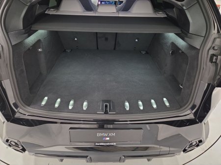 2026 BMW XM - thumbnail 13