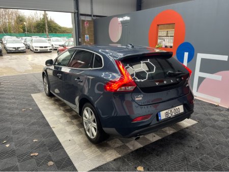 2018 Volvo V40 ONLY €16950! 2018 VOLVO V40 AUTOMATIC 2.0 DIESEL / 92K KMS / ADAPTIVE CRUISE CONTROL, HEATED SEATS, REVERSE CAMERA & MORE €16,950