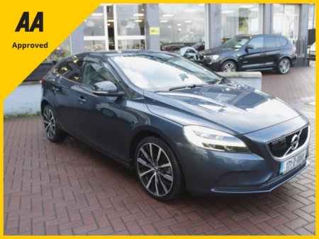 2017 Volvo V40 2.0D4 MOMENTUM 5DR HATCHBACK AUTO // 1 OWNER CAR WITH ONLY 135,000 KMS // AS NEW CONDITION THROUGHOUT // BUY WITH CONFIDENCE AA AND SIMI APPROVED DEALER 2025 // FINANCE ARRANGED // €14,950