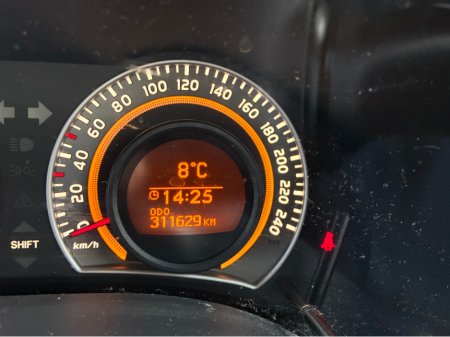 2012 Toyota Corolla 1.33 TERRA MC 4DR €3,950 thumbnail