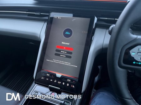 2025 Ford Explorer PREMIUM EV AWD €43,250 thumbnail