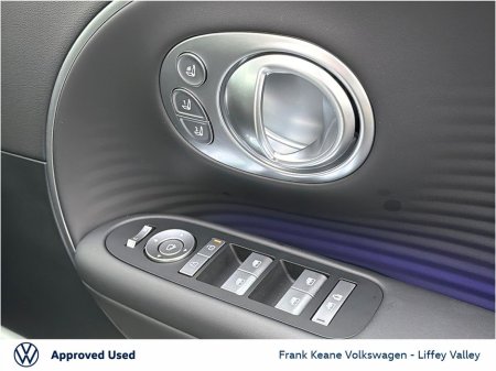 2025 Hyundai Ioniq 9 (Long Range) Platinum Specification €73,900 thumbnail