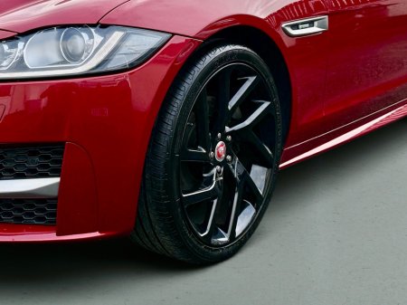 2018 Jaguar XF - thumbnail 10