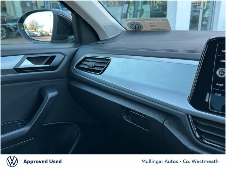 2023 Volkswagen T-Roc 2.0 TDI 116HP Life €28,950 thumbnail