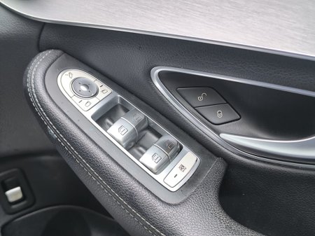2018 Mercedes-Benz C Class - thumbnail 33