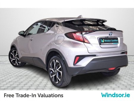 2020 Toyota C-HR HYBRID AUTO €21,995 thumbnail