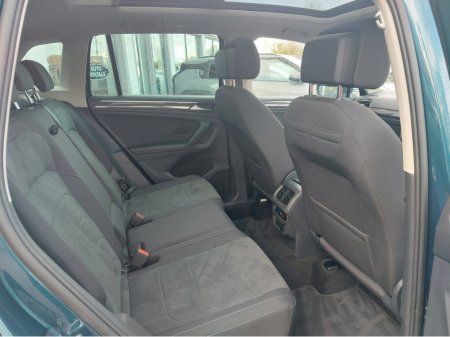 2024 Volkswagen Tiguan - thumbnail 10