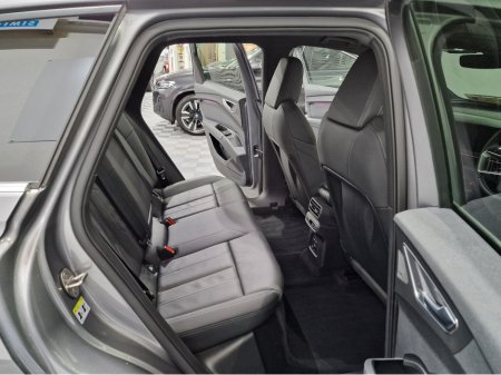 2024 Audi Q4 e-tron 45 S LINE (TECH PACK / 82KWH BATTERY) 282BHP AUTOMATIC **ONE OWNER / APPLE CARPLAY / ADAPTIVE CRUISE CONTROL / FULL LEATHER / SONOS PREMIUM SOUND / SAT NAV / REVERSE CAMERA / WIRELESS PHONE CHARGING** €43,900 thumbnail