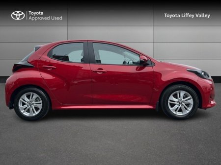 2023 Toyota Yaris - photo 3