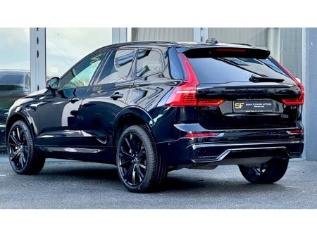 2025 Volvo XC60 - thumbnail 4