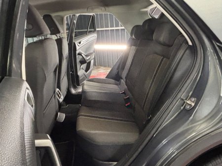 2019 Volkswagen T-Roc 1.6 TDI 115bhp Design €19,950 thumbnail