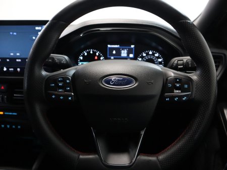 2023 Ford Focus - thumbnail 12