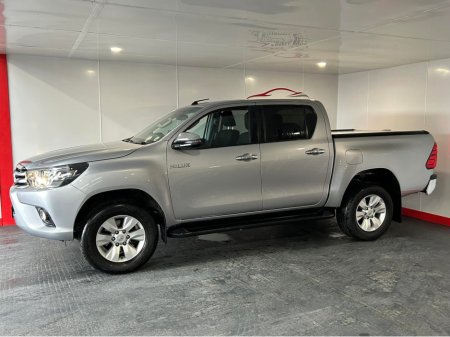 2019 Toyota Hilux - thumbnail 11