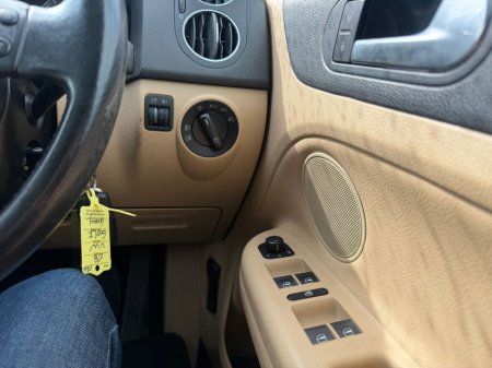 2008 Volkswagen Golf - thumbnail 12